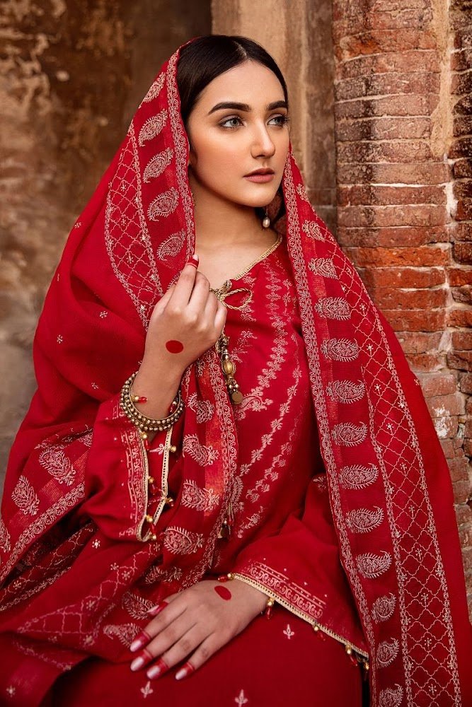 Gul Ahmed Red Suit Embroidered jacquard