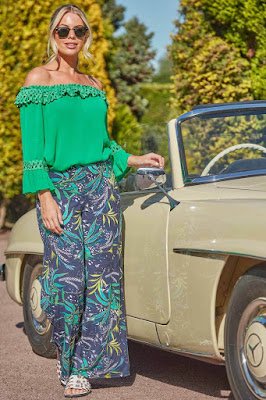 Navy tropical leaf Print trouser sun time