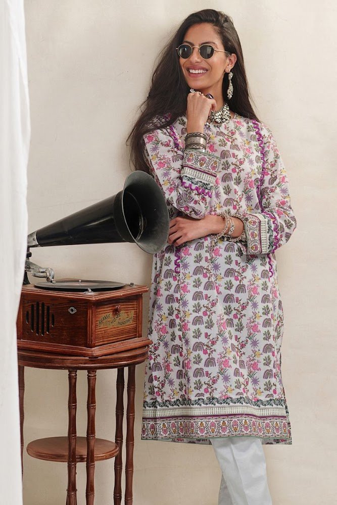 Gul Ahmed Lawn Grey Suit Unstitched