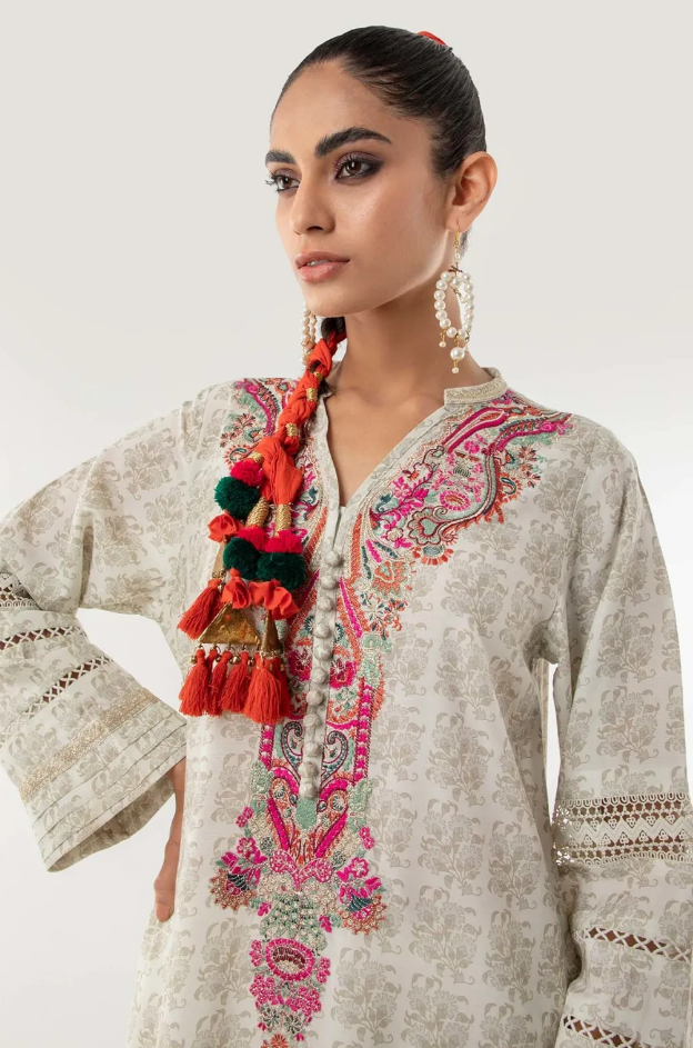 khaadi's Light color suit